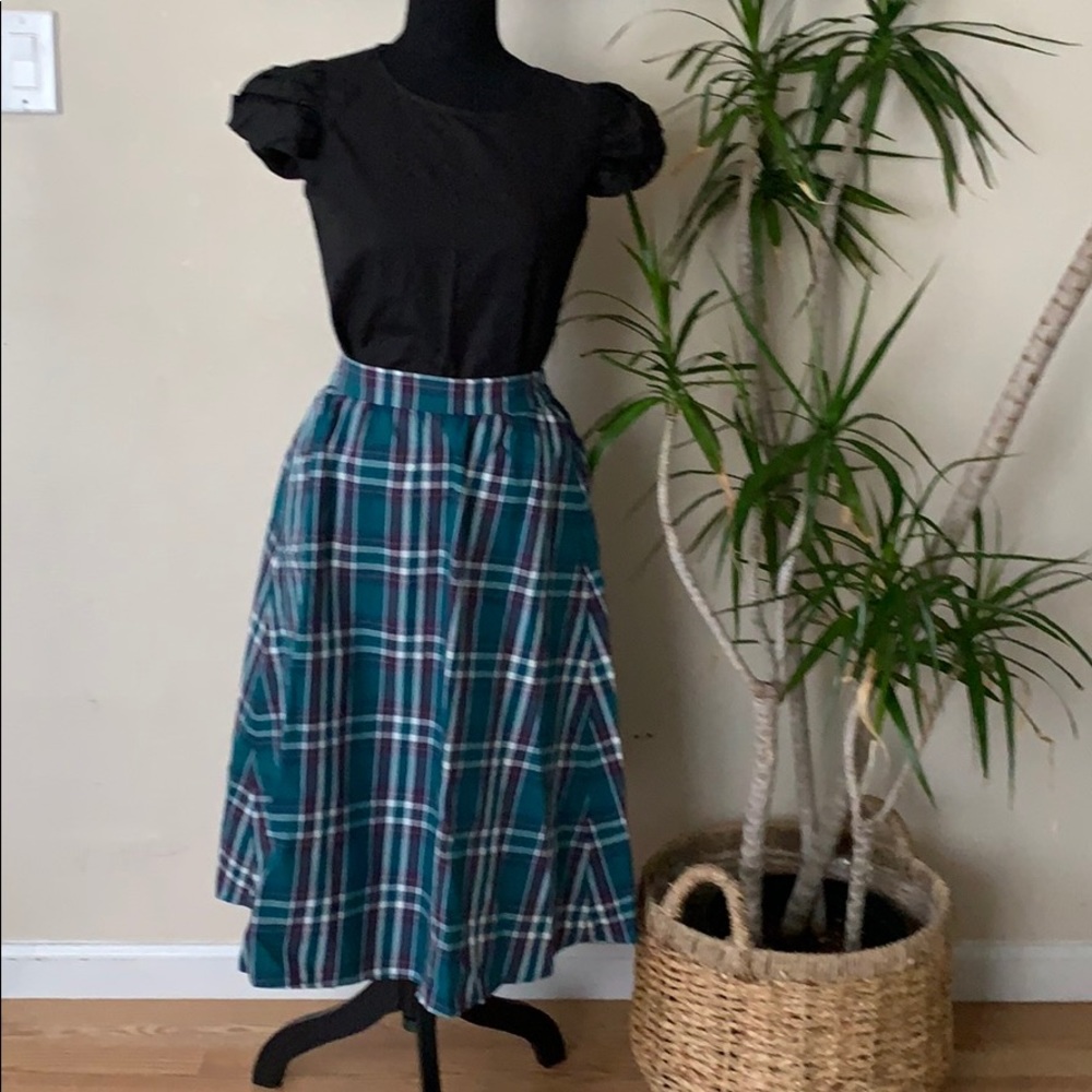 Skirt and top set